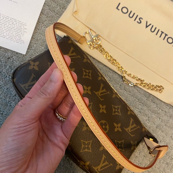 Authentic Louis Vuitton Pochette Accessoires  ❤️‍🔥❤️‍🔥 - Picture 9 of 11